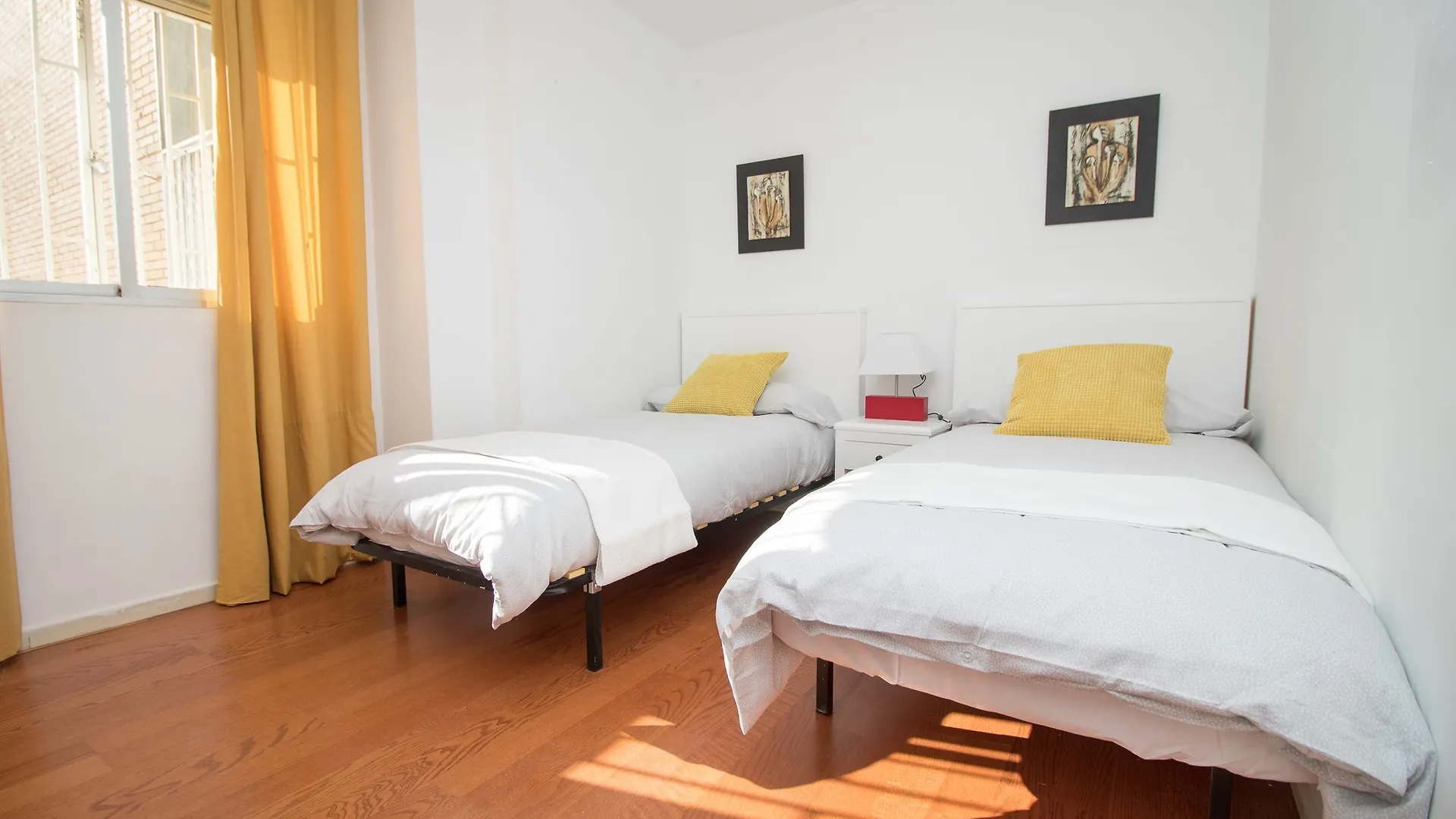 Stunning 3 Bedrooms Apartment Malaga