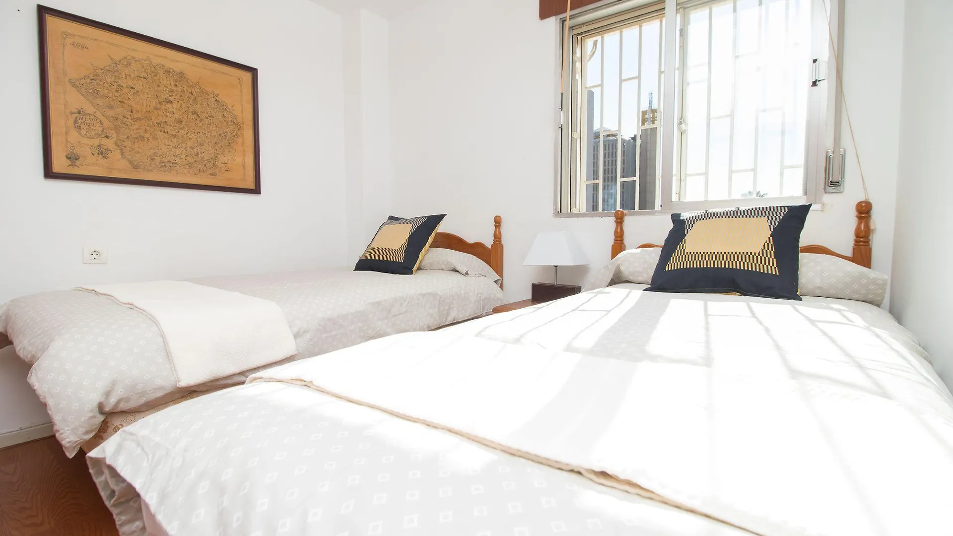 Stunning 3 Bedrooms Apartment Malaga