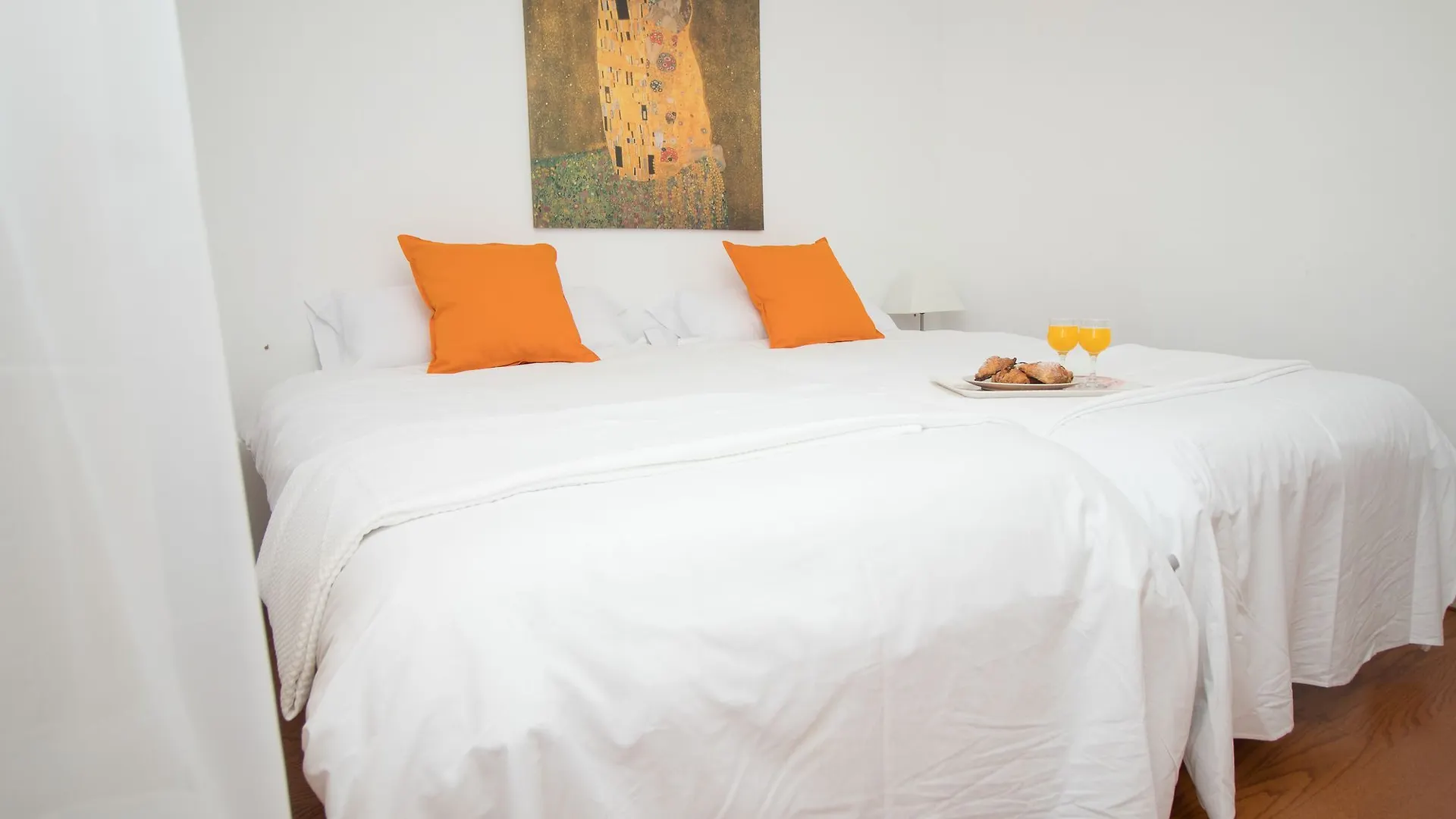 Stunning 3 Bedrooms Apartment Malaga