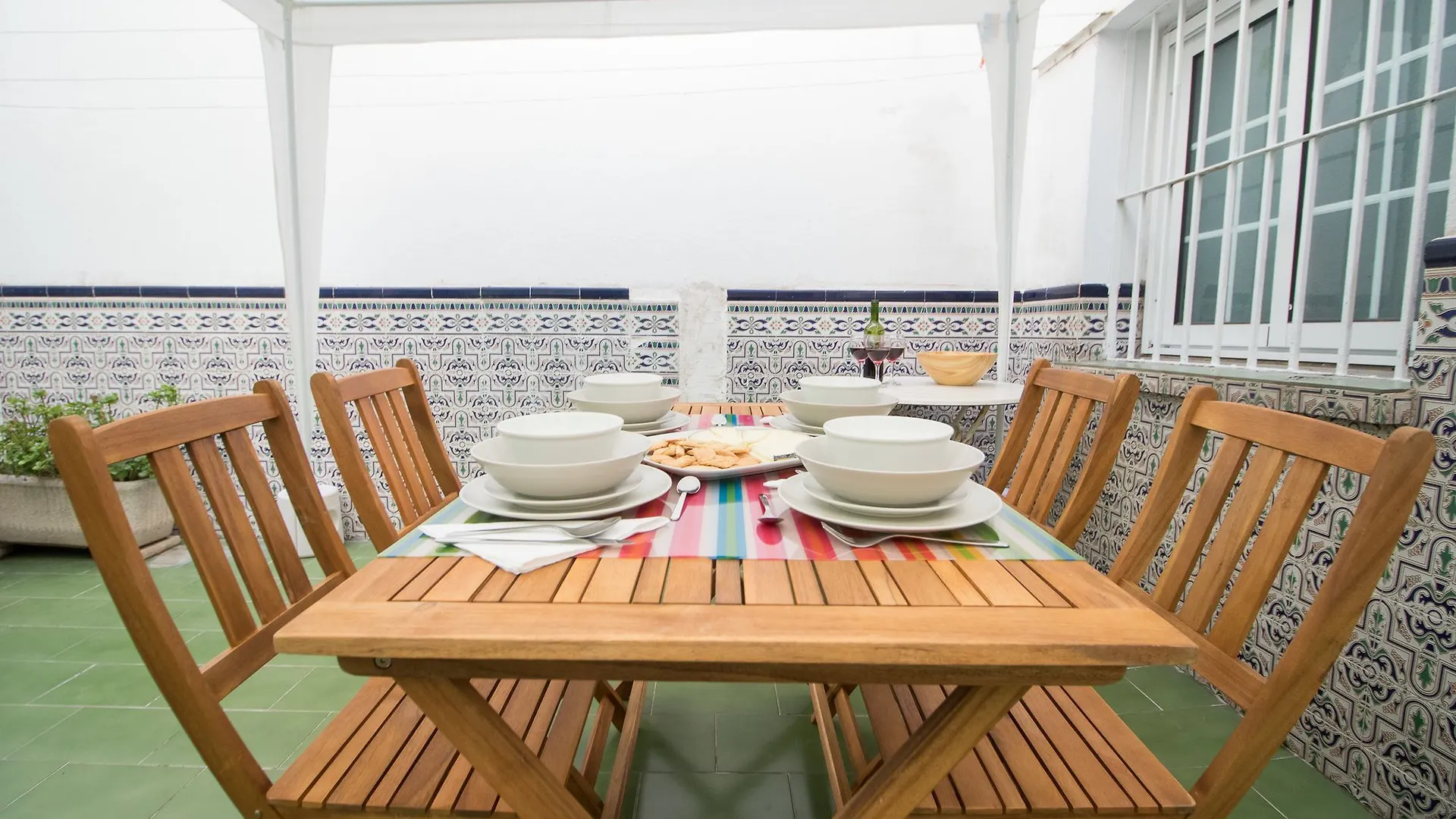 Stunning 3 Bedrooms Apartment Malaga