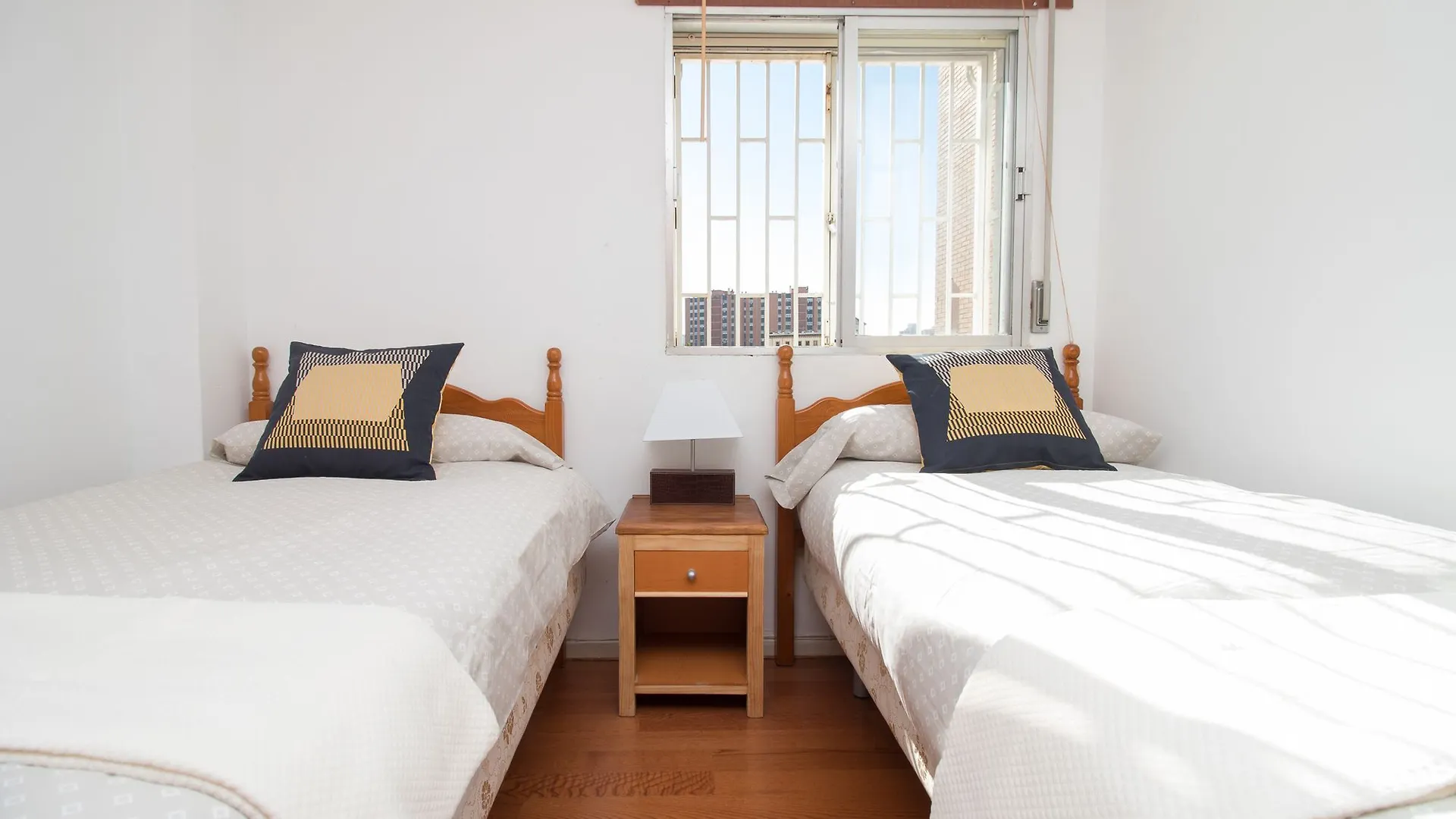 Stunning 3 Bedrooms Apartment Malaga