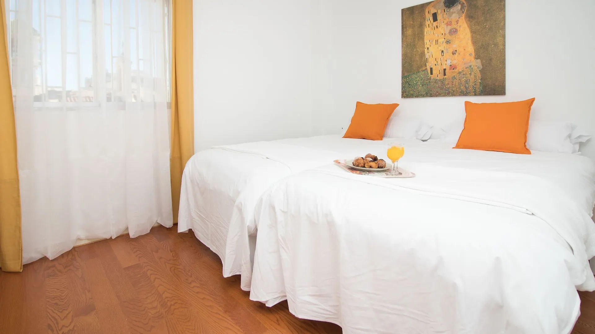 Stunning 3 Bedrooms Apartment Malaga 0*,  Spain