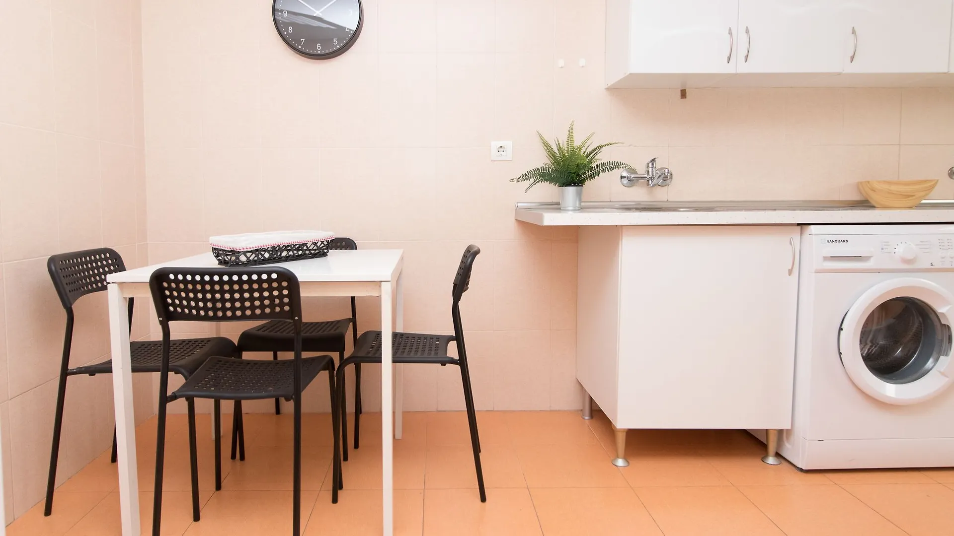 Stunning 3 Bedrooms Apartment Malaga Spain