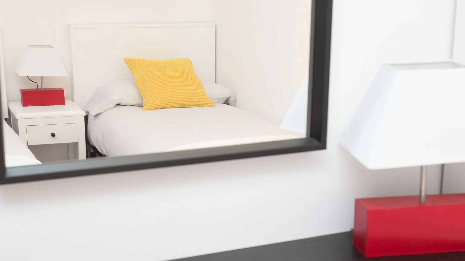Stunning 3 Bedrooms Apartment Malaga